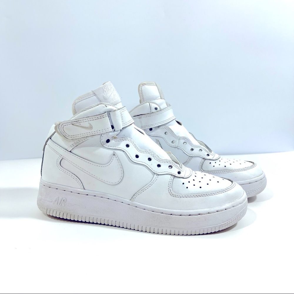 ❌SOLD❌ Nike Air Force 1 High Top Youth size 4.5